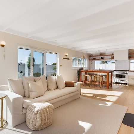 The Endless Summer Home - Beach And Town Location Mount Maunganui Bagian luar foto