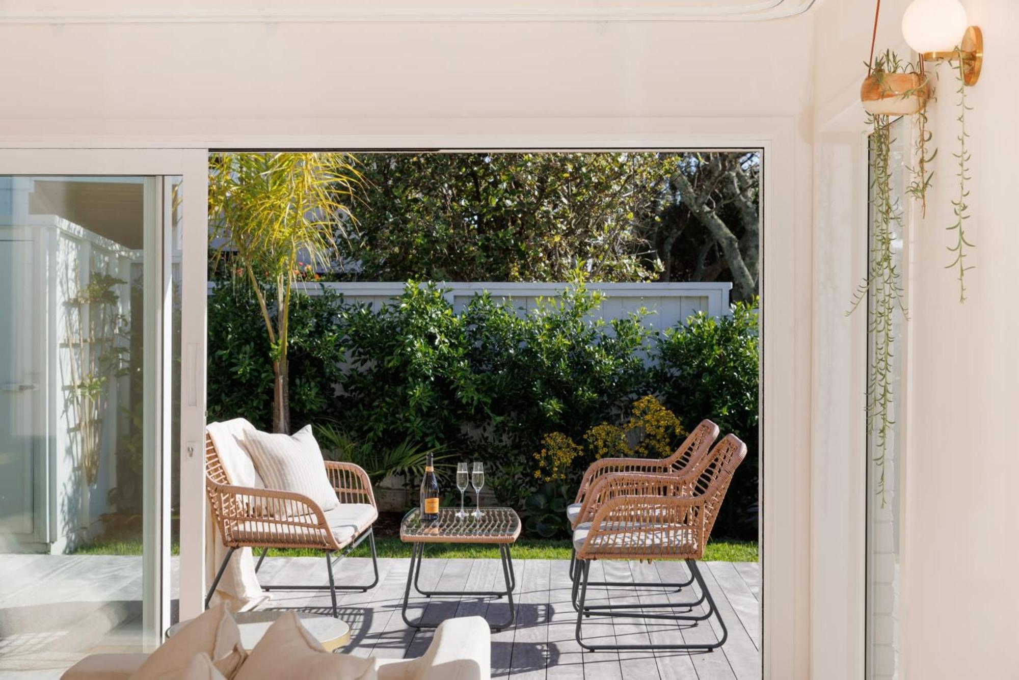 The Endless Summer Home - Beach And Town Location Mount Maunganui Bagian luar foto