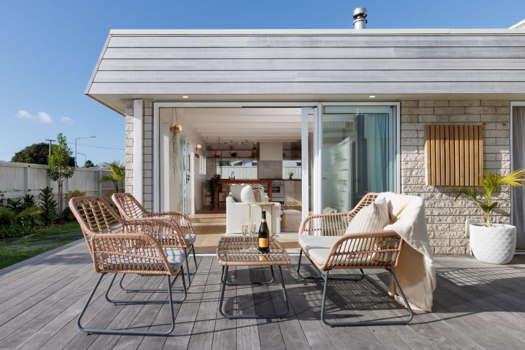 The Endless Summer Home - Beach And Town Location Mount Maunganui Bagian luar foto